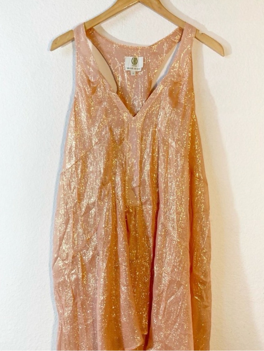 Looking for - Shimmery Peach Metallic Sleeveless Tunic - Picture 2 of 2
